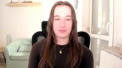 Oliwiaa2004 online show from 03-01-25, 10:21