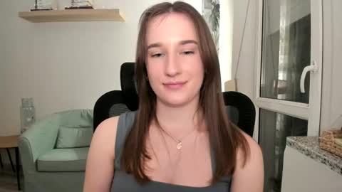 Oliwiaa2004 online show from 03-11-25, 07:36