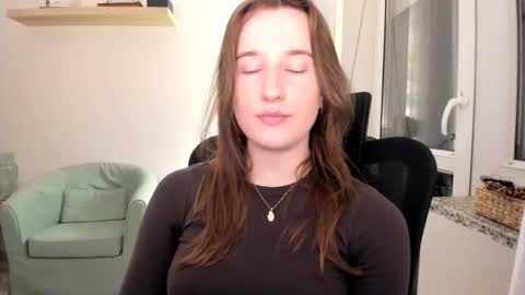 Oliwiaa2004 online show from 09-14-25, 04:39