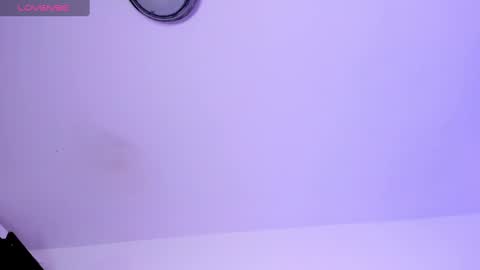 OLIVIA online show from 01-07-25, 01:06