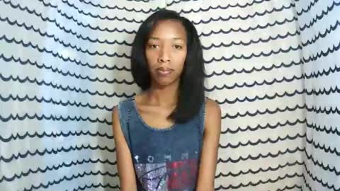 oliviah27 online show from 11-30-25, 08:18