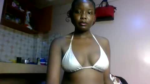 oliviah_1 online show from 10-16-25, 07:53