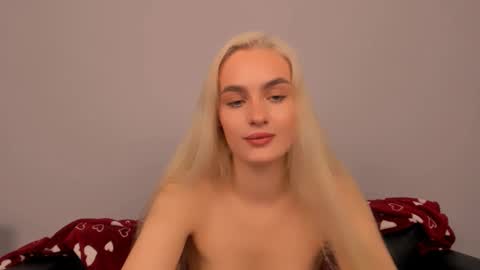 oliviaBeauty online show from 11-06-25, 07:26