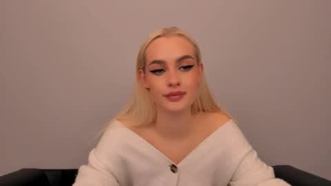 oliviaBeauty online show from 12-02-25, 07:42