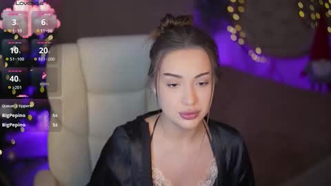 Snapshot of oliviamoore_ chatting on 02-01-26, 06:45 Olivia online show from 02-01-26, 06:45