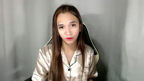 Snapshot of olivianiczxasshieerrraa6 chatting on 09-20-25, 11:50 NICOLE online show from 09-20-25, 11:50