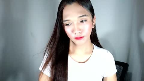 Snapshot of olivianiczxasshieerrraa6 chatting on 10-14-25, 02:56 NICOLE online show from 10-14-25, 02:56