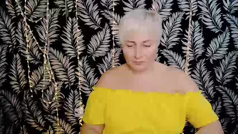 Kelly online show from 12-15-25, 12:42