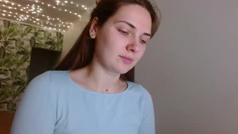 Olivia online show from 01-18-25, 05:20