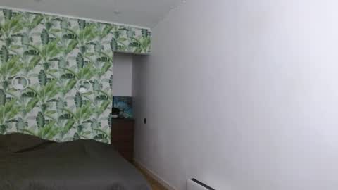 Olivia online show from 11-08-25, 05:29