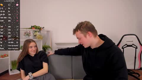 Olli and Stiw online show from 01-20-25, 09:46