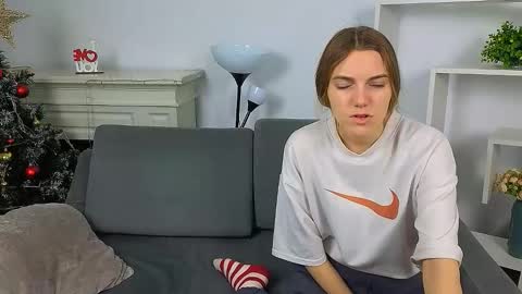 Snapshot of ollistiw chatting on 01-09-26, 08:28 Olli and Stiw online show from 01-09-26, 08:28