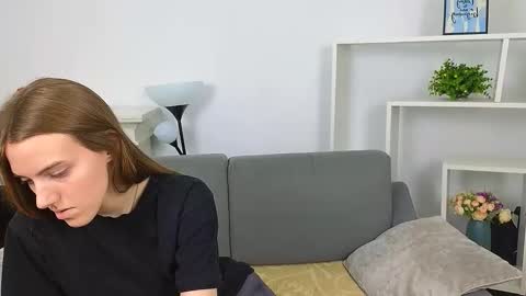 Snapshot of ollistiw chatting on 01-19-26, 10:08 Olli and Stiw online show from 01-19-26, 10:08