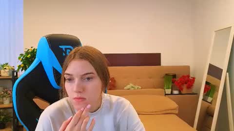 Snapshot of ollistiw chatting on 02-07-26, 08:51 Olli and Stiw online show from 02-07-26, 08:51