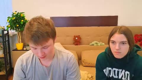 Snapshot of ollistiw chatting on 02-08-26, 08:07 Olli and Stiw online show from 02-08-26, 08:07