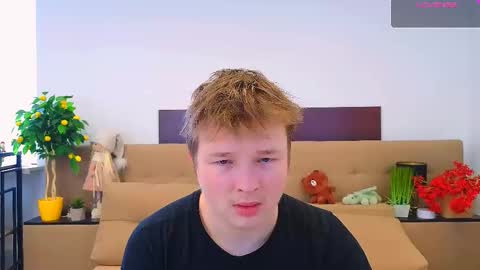 Snapshot of ollistiw chatting on 02-21-26, 07:31 Olli and Stiw online show from 02-21-26, 07:31