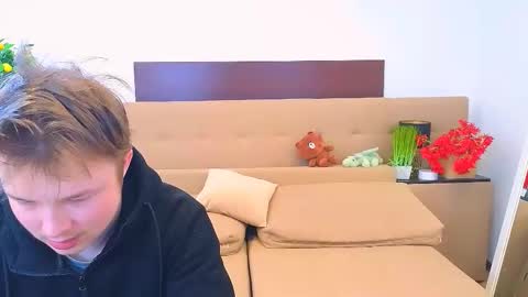 Snapshot of ollistiw chatting on 02-27-26, 08:36 Olli and Stiw online show from 02-27-26, 08:36