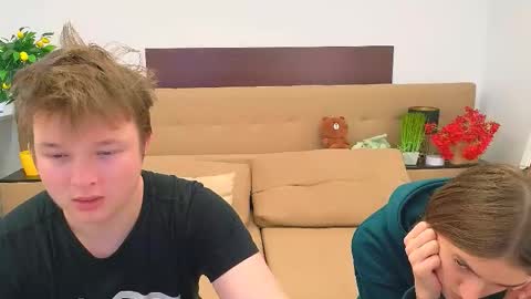 Snapshot of ollistiw chatting on 03-04-26, 08:31 Olli and Stiw online show from 03-04-26, 08:31