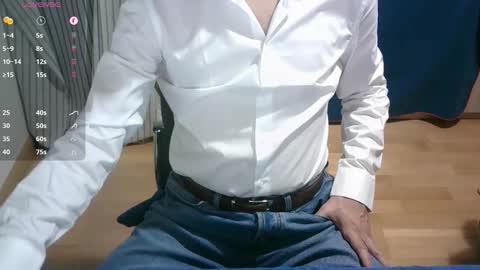 Snapshot of omar87ram chatting on 10-24-25, 08:16 Omar online show from 10-24-25, 08:16