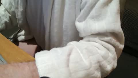 Snapshot of ombra21 chatting on 11-20-25, 08:08 ombra21 online show from 11-20-25, 08:08