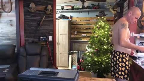 Norm online show from 12-01-25, 07:41