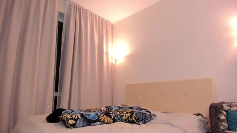 Mars online show from 11-19-25, 04:40