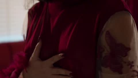    or    online show from 03-03-25, 10:10