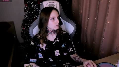 Snapshot of on_yxxx chatting on 01-06-25, 09:22 on_yxxx online show from 01-06-25, 09:22