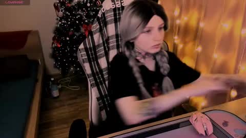 Snapshot of on_yxxx chatting on 02-15-25, 08:22 on_yxxx online show from 02-15-25, 08:22