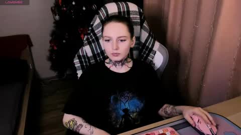 Snapshot of on_yxxx chatting on 03-08-25, 11:28 on_yxxx online show from 03-08-25, 11:28