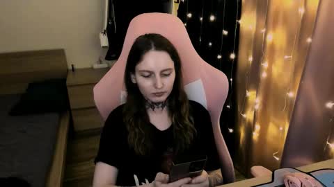 Snapshot of on_yxxx chatting on 10-04-25, 08:51 on_yxxx online show from 10-04-25, 08:51