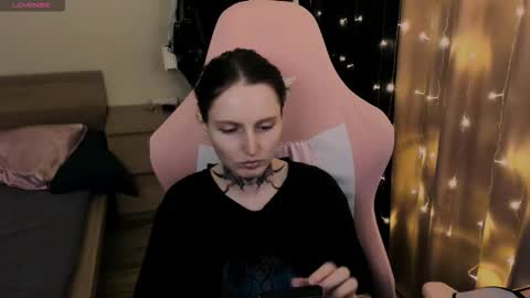 on_yxxx online show from 11-16-25, 06:57