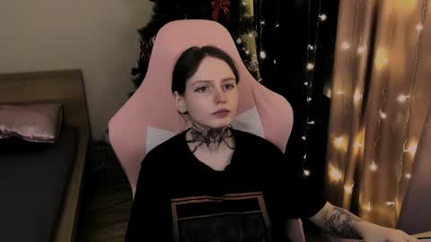 on_yxxx online show from 12-15-25, 05:39