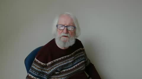 Somewhere over the rainbow online show from 01-31-25, 01:23