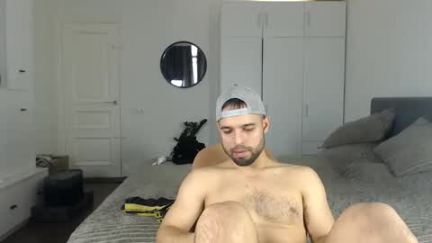 onebestlover online show from 11-02-25, 10:39