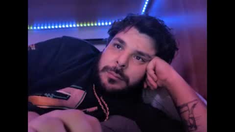 Snapshot of onecrew1 chatting on 02-19-26, 08:05 onecrew1 online show from 02-19-26, 08:05