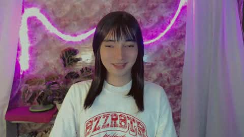 Snapshot of onelesslonelygirl69 chatting on 06-24-26, 09:08 KLIER online show from 06-24-26, 09:08