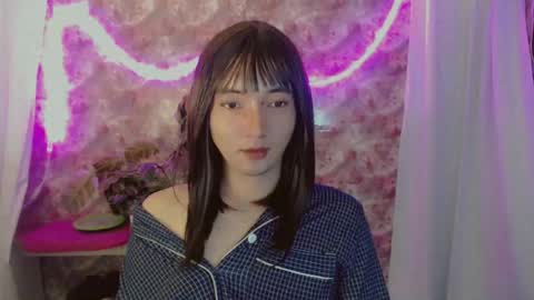 Snapshot of onelesslonelygirl69 chatting on 06-29-26, 03:34 KLIER online show from 06-29-26, 03:34
