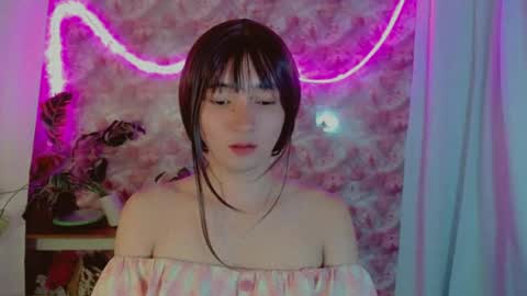 Snapshot of onelesslonelygirl69 chatting on 07-23-26, 09:46 KLIER online show from 07-23-26, 09:46