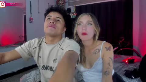 Snapshot of onemore_cum chatting on 02-14-25, 04:47 YIN MIGUEL online show from 02-14-25, 04:47