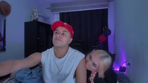 Snapshot of onemore_cum chatting on 02-28-25, 03:48 YIN MIGUEL online show from 02-28-25, 03:48