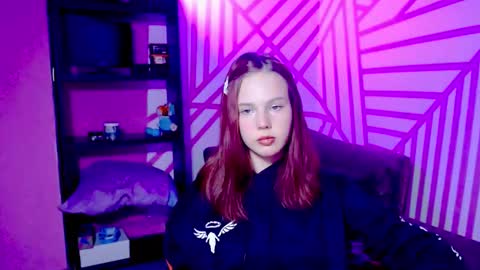 onessandra online show from 09-24-25, 05:11