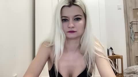 Onika online show from 02-09-26, 01:26