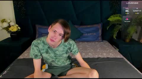 Erick  online show from 02-19-25, 06:54