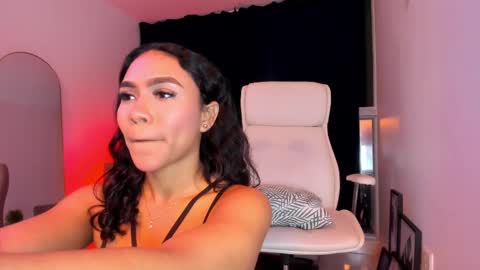 Snapshot of only_pammela chatting on 10-03-25, 11:46 misssaray official online show from 10-03-25, 11:46