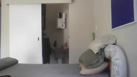 For me to know online show from 11-27-25, 04:14