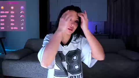 Amelia online show from 02-25-25, 05:52