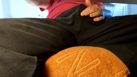 Snapshot of onlydickcam chatting on 11-04-25, 08:35 Maggus online show from 11-04-25, 08:35