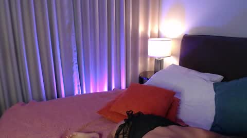 Lily Peach  -   online show from 11-01-25, 12:34