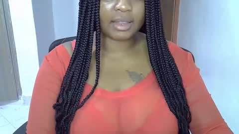 Snapshot of onlyyhazelbrown chatting on 09-11-25, 12:16 Patience online show from 09-11-25, 12:16